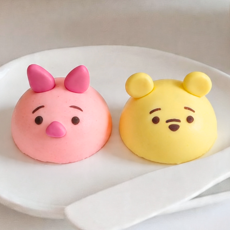 [6 & 7 June Scotts] Pooh & Piglet Inspired Dome Cake